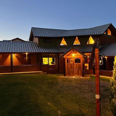 Hotel Ruca Nel El Calafate Esterno foto